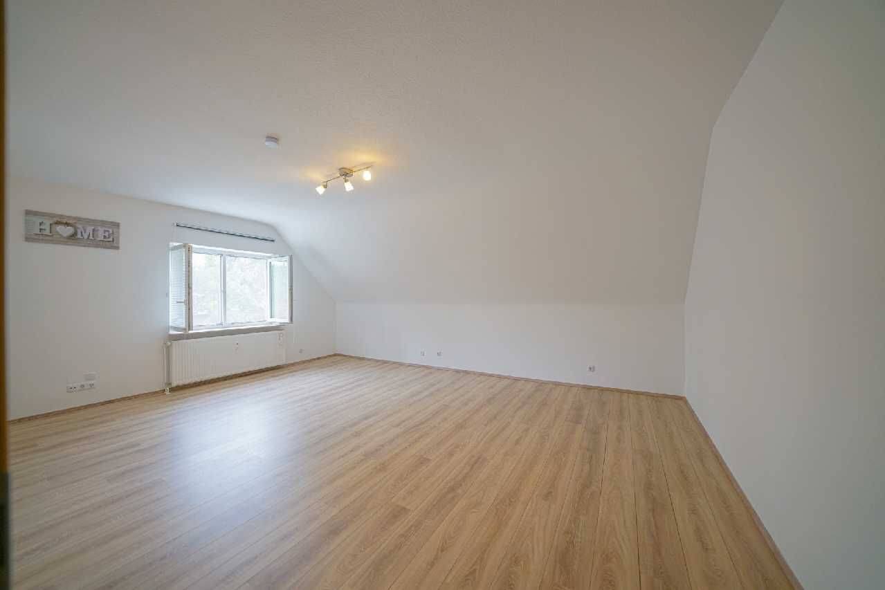 Ruhig gelegene 2-Zimmer-Wohnung mit Garten im 1. OG, 40880 Ratingen