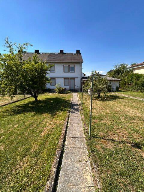 Charmantes Einfamilienhaus mit großem Potenzial auf sonnigem Grundstück in begehrter Lage von Diez, 65582 Diez