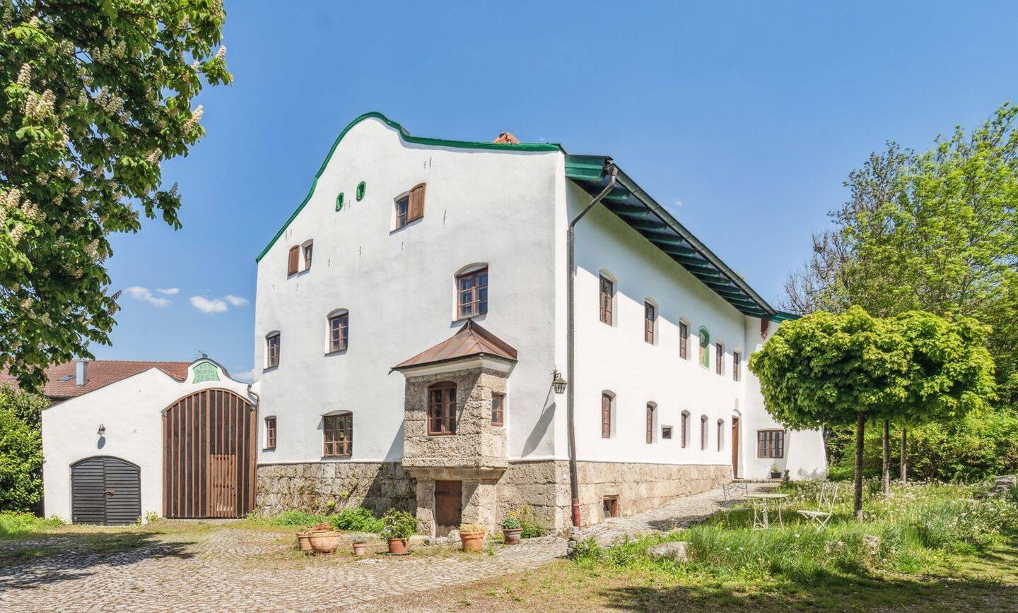 Barocke Idylle – Ein Refugium von 1767 mitten im Ort, 84559 Kraiburg a. Inn