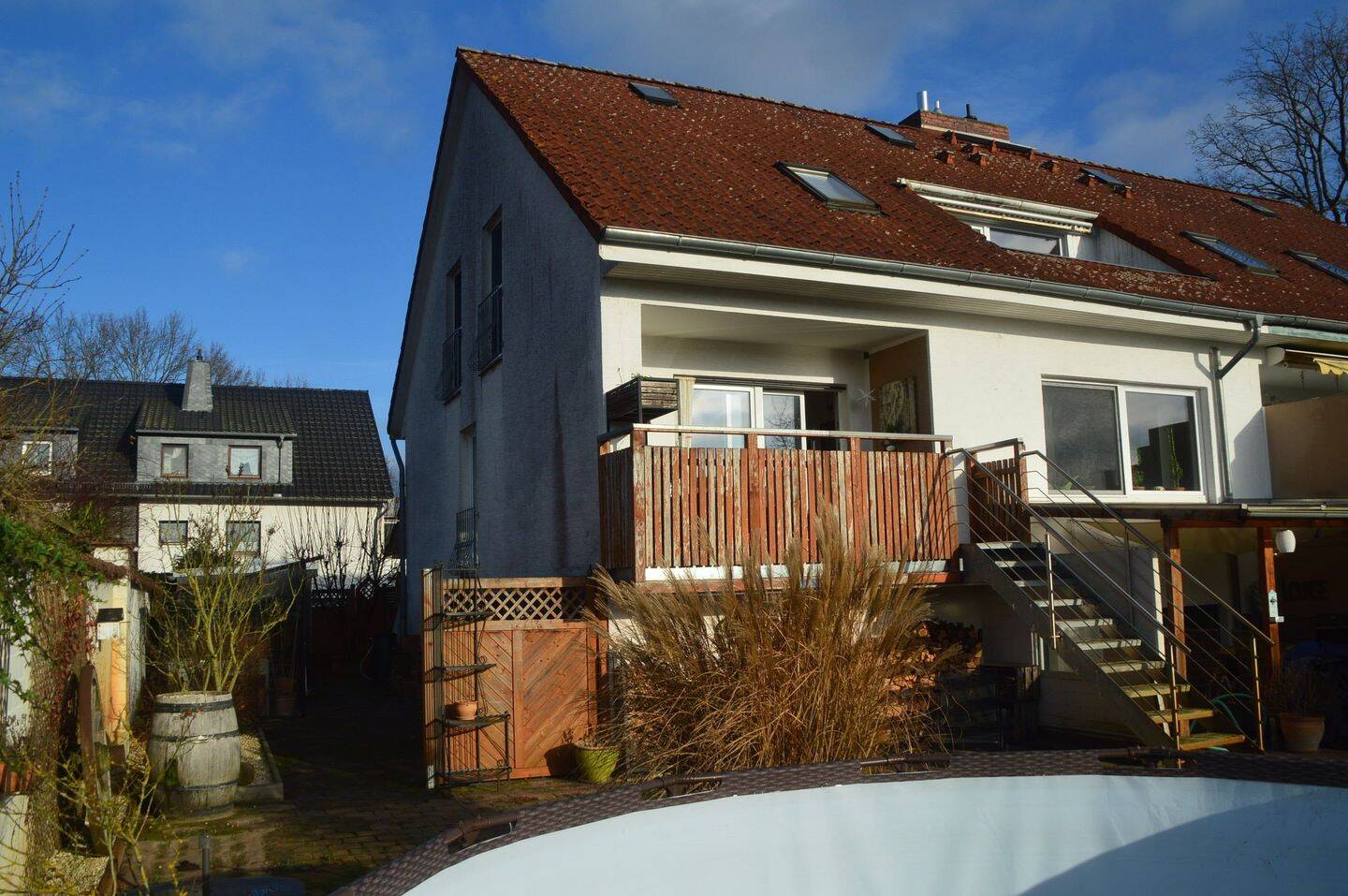 BJ 1993 – Modernisierte Doppelhaushälfte in Isernhagen-HB erwartet Sie !, 30916 Isernhagen