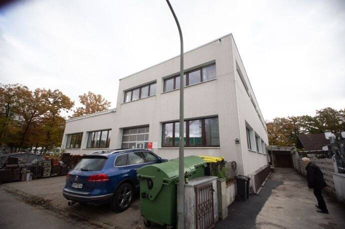 WG Zimmer möbliert 8,19 m2  Souterrain ehemalige Hausmeisterwohnung, 85662 Hohenbrunn