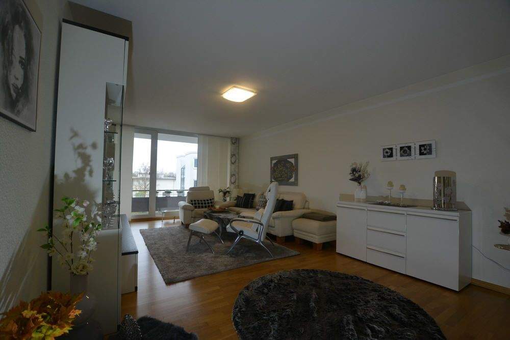 Vermietete 2-Zi-Wohnung mit Balkon, Keller, Fahrstuhl u. TG-Stellplatz, 29221 Celle