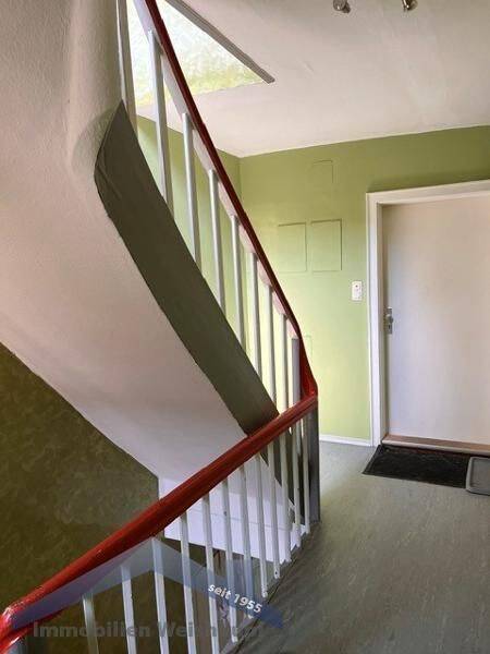 Direkt im Zentrum von Passau! 2-Zimmer Dachgeschoßwohnung mit viel Charme und EBK, 94032 Passau (Altstadt Haidenhof-Nord Haidenhof-Süd Innstadt)