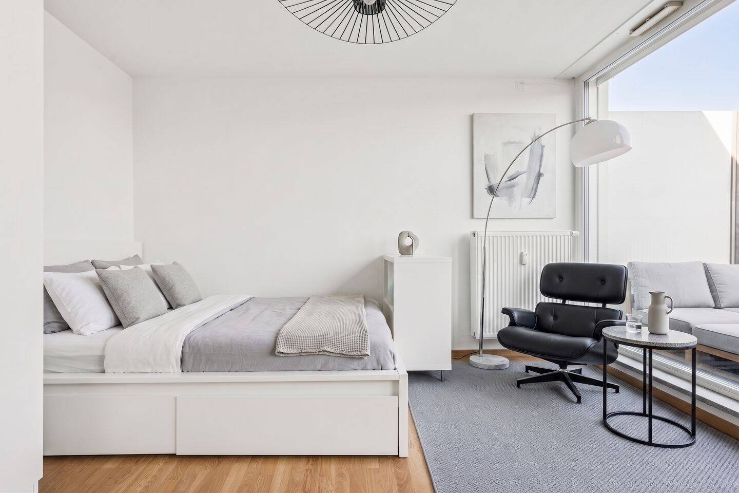 Stilvolles 1-Zimmer-Apartment in Schwabing-Freimann (Studio M ) mit Dachterrasse, 80807 München (Milbertshofen-Am Hart Schwabing-Freimann)