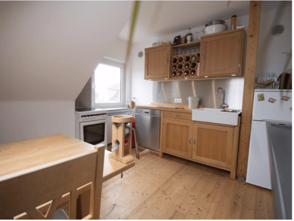 2-Zimmer DG Wohnung 41qm, Echtholzboden, Garage, 33609 Bielefeld (Baumheide Innenstadt Schildesche)