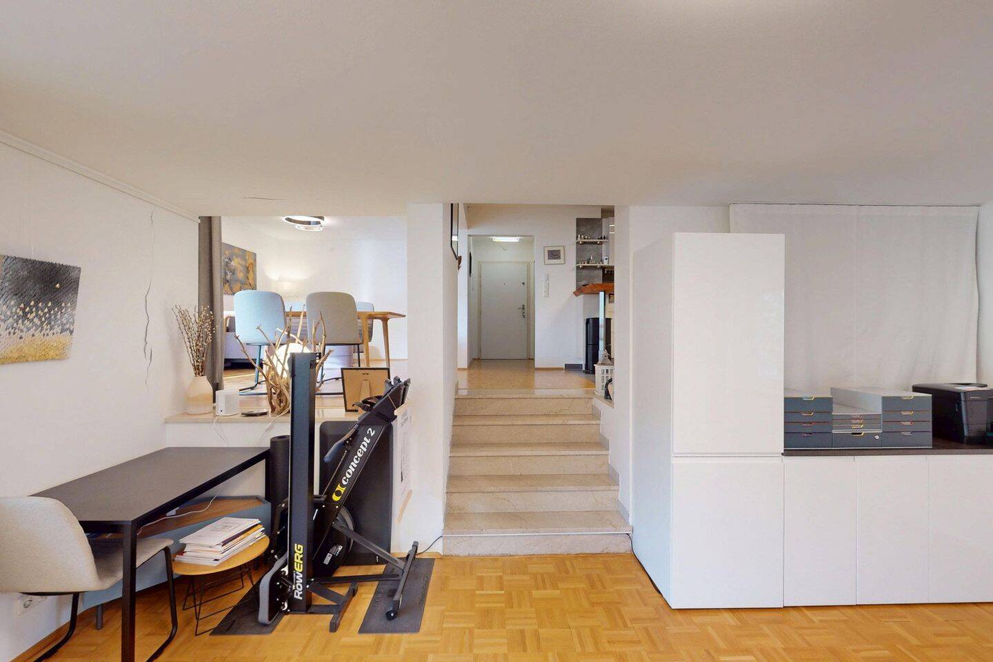 Zentral & ruhig in Schwabing: Schöne Wohnung mit 2 Balkonen, Aufzug und Nähe zum Englischen Garten, 80802 München (Maxvorstadt Schwabing-Freimann)