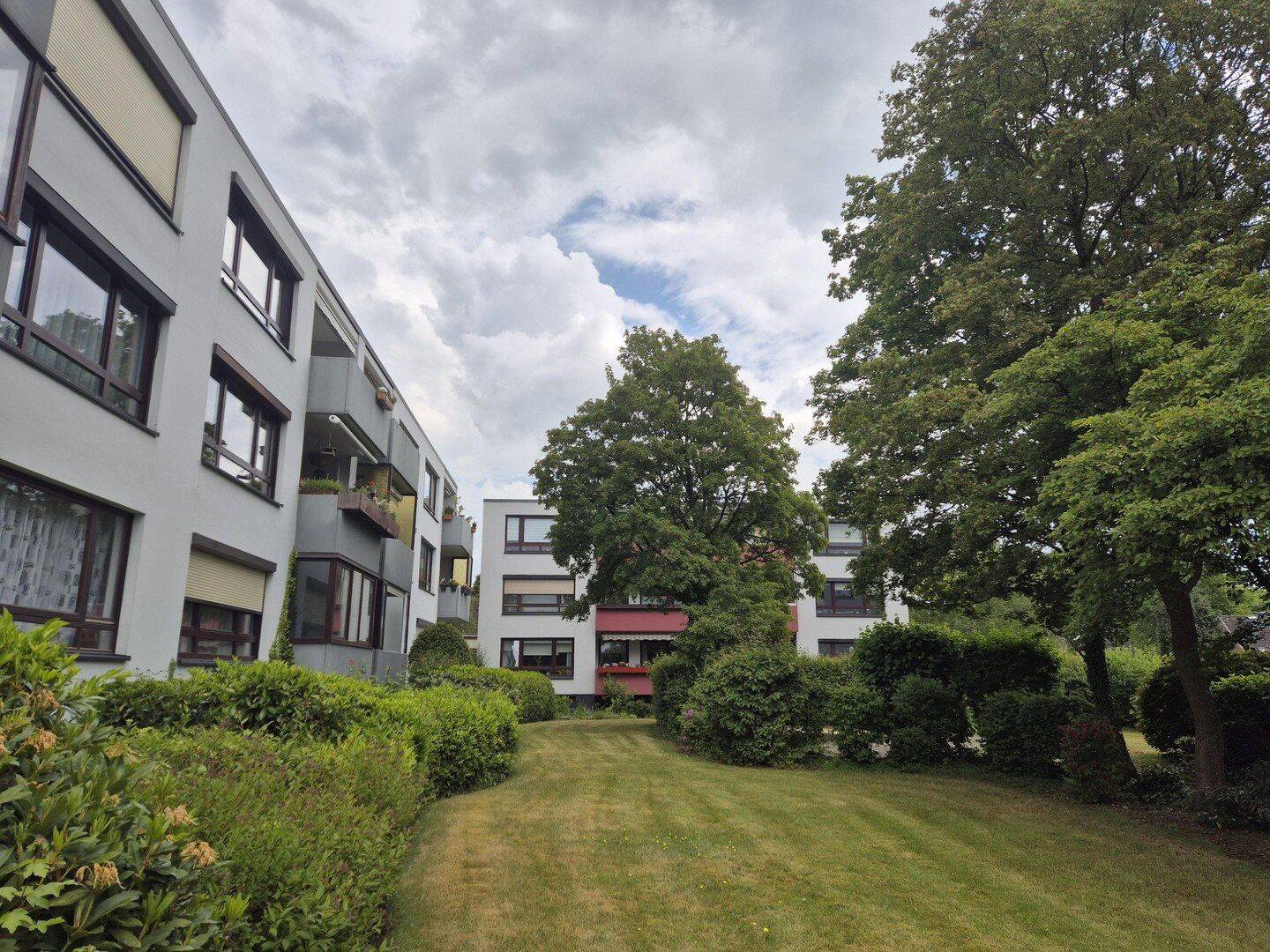Attraktive 3-4-Zimmer-Eigentumswohnung mit Südbalkon in ruhiger Wohnlage, 27578 Bremerhaven (Lehe Leherheide)