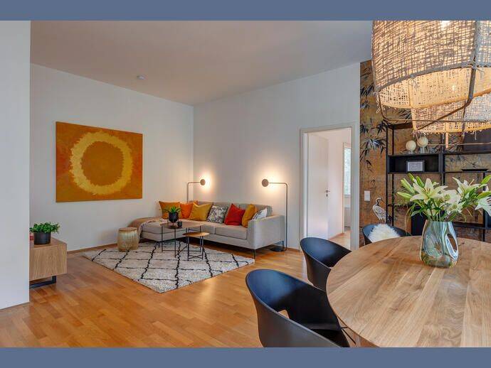 Möbliert: Wunderschöne Gartenwohnung mit Terrasse, 85774 Unterföhring
