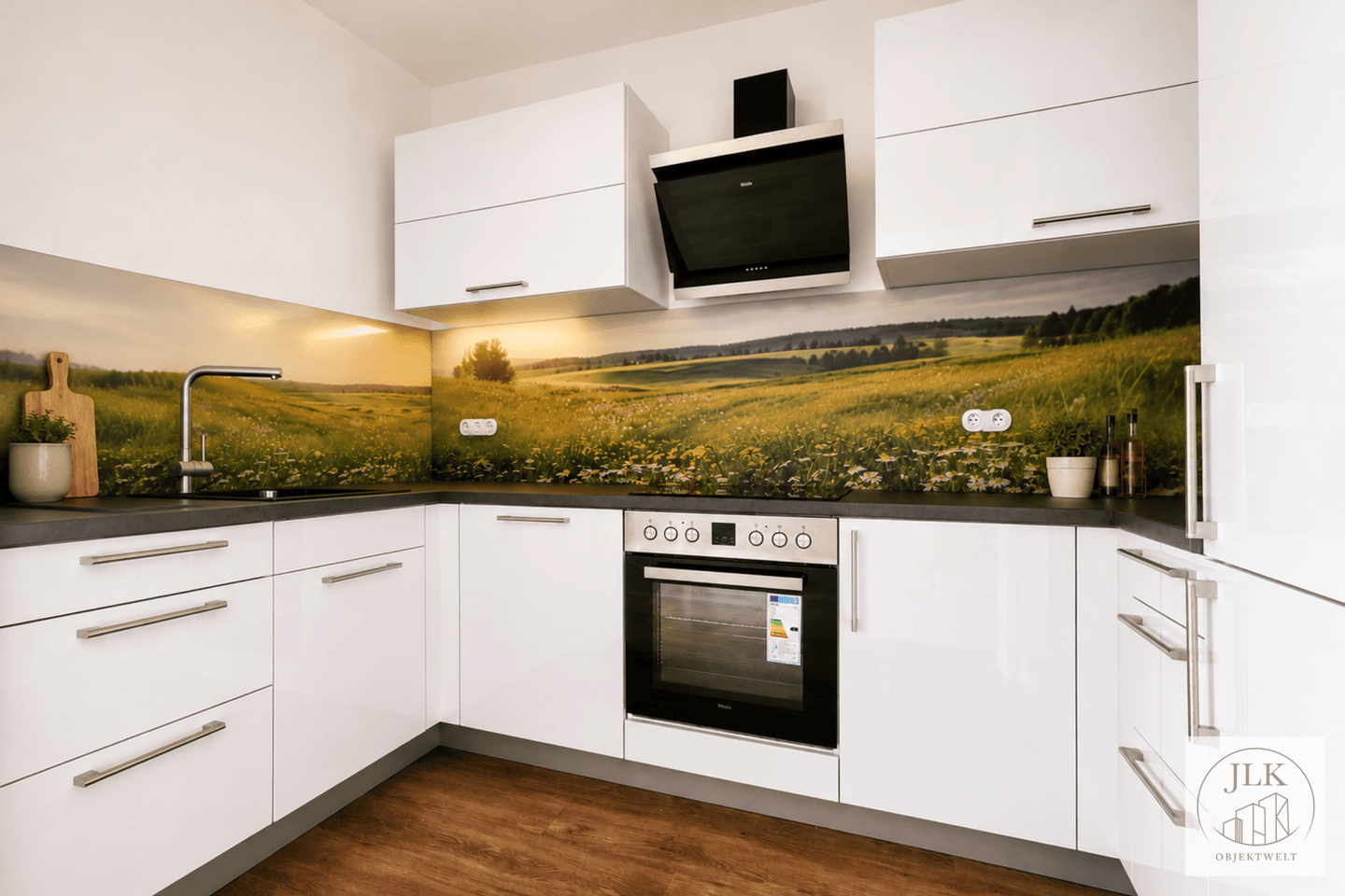 Exklusive 4-Raum-Wohnung mit Einbauküche & Balkon, 9427 Ehrenfriedersdorf