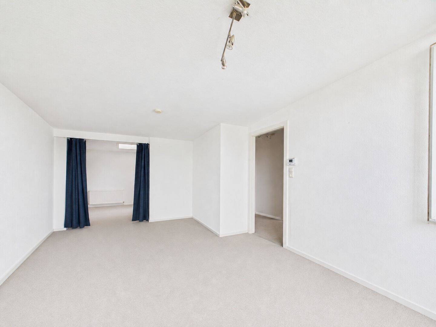 Charmante 1,5 Dachgeschosswohnung in St.Lorenz Süd Nähe Bahnhof – Ideal für Singles und Pendler., 23558 Lübeck (Buntekuh Sankt Lorenz Nord Sankt Lorenz Süd)