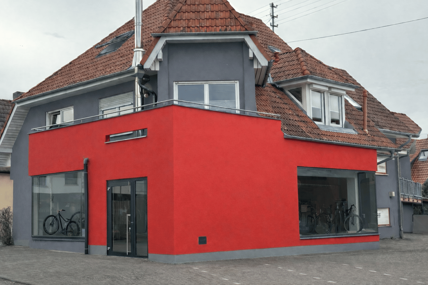 Moderne Wohnung mit ausgebautem Galerie-/Schlafbereich, Kamin und Balkon, 79346 Endingen am Kaiserstuhl