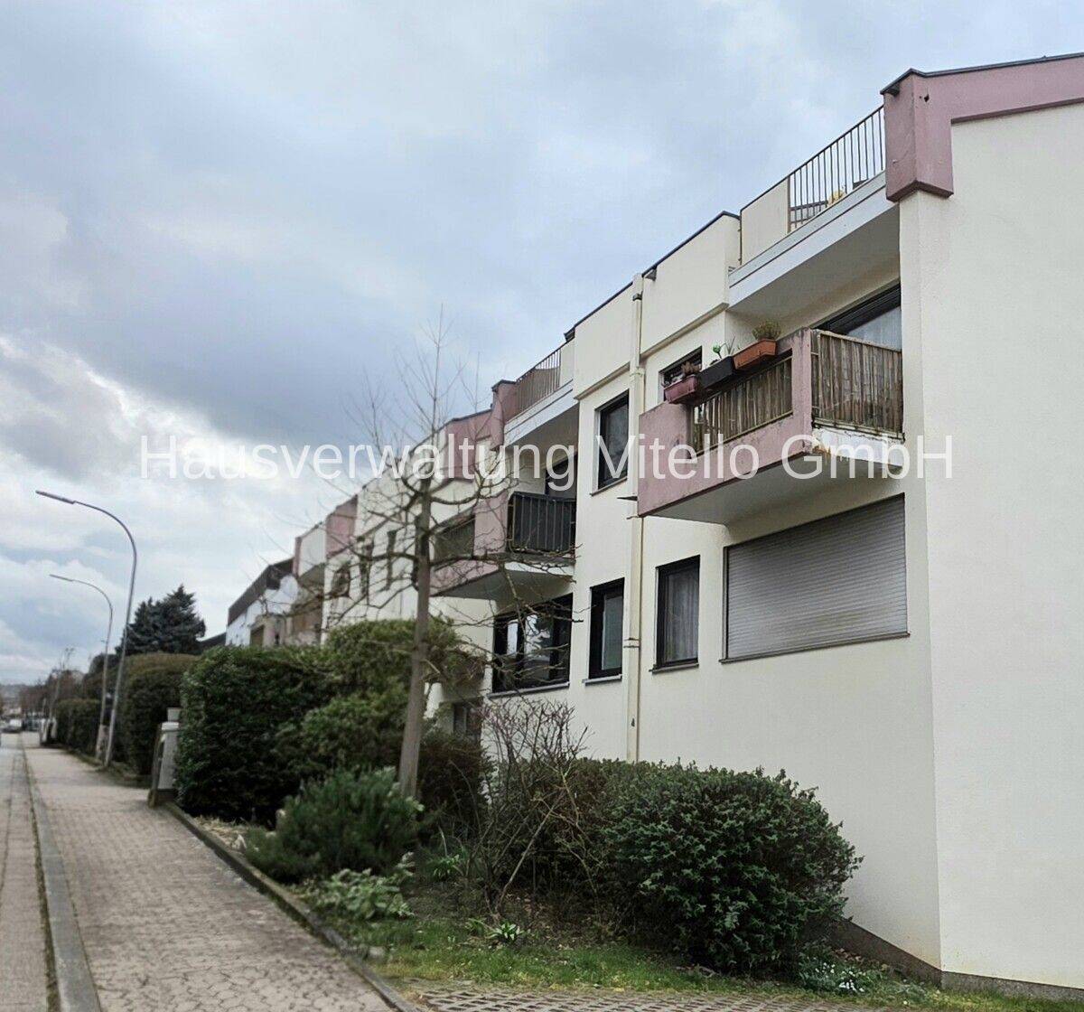 Charmante 1-Zimmer-Wohnung mit Balkon, 66123 Saarbrücken