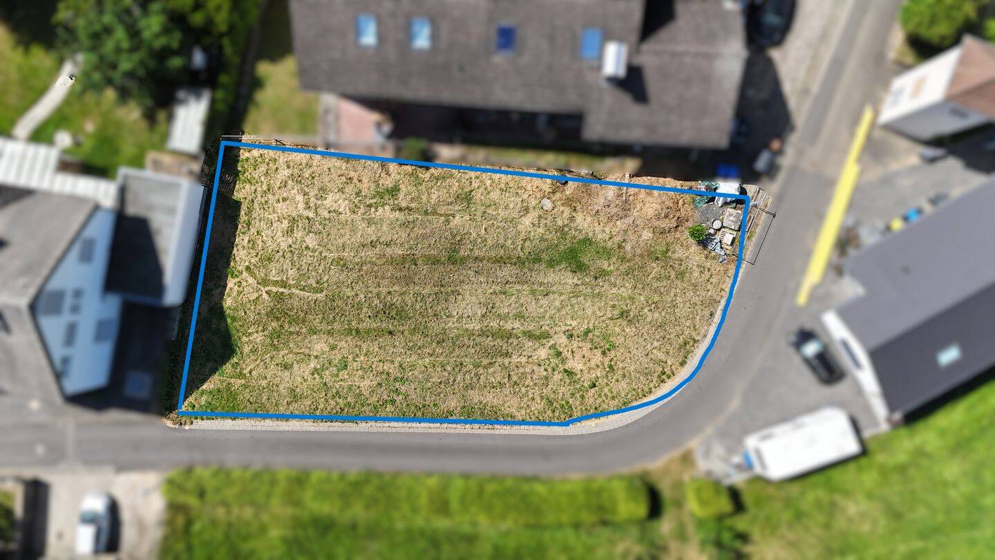 Traumhaftes Eckgrundstück mit eigenem Brunnen – ca. 612?m² Baufläche in Ranstadt-OT, 63691 Ranstadt