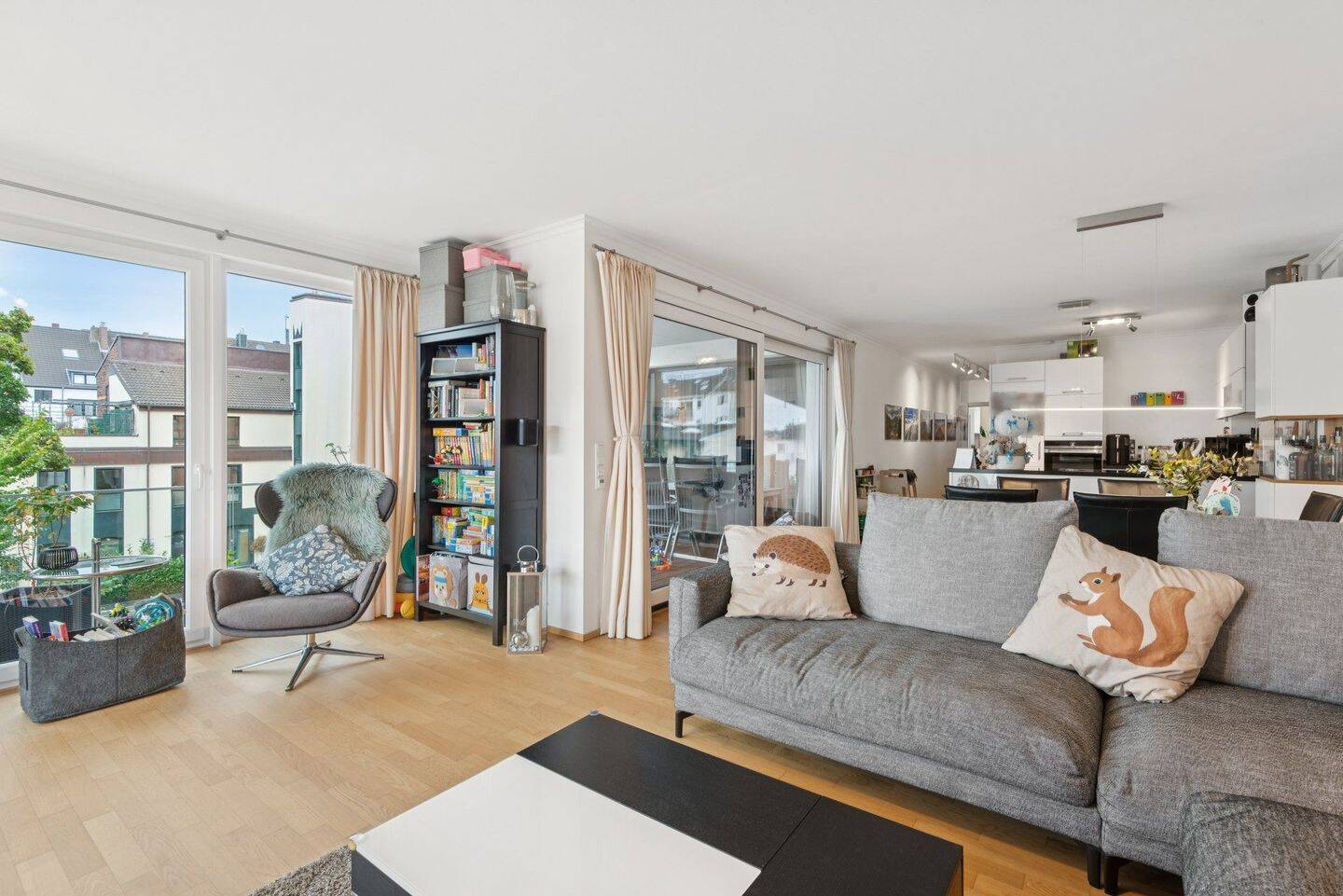 Moderne Stadtwohnung mit Balkon zum Innenhof, 40477 Düsseldorf (Derendorf Golzheim Pempelfort)