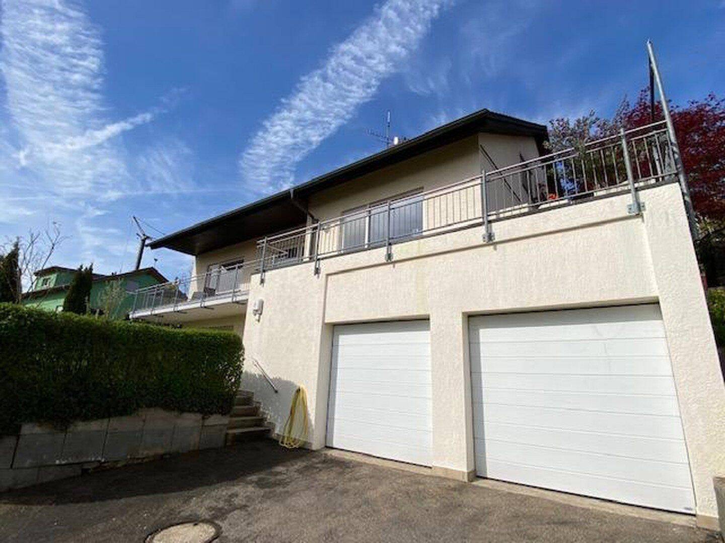ruhig gelegenes 3- Familienhaus mit Panoramablick, 75417 Mühlacker