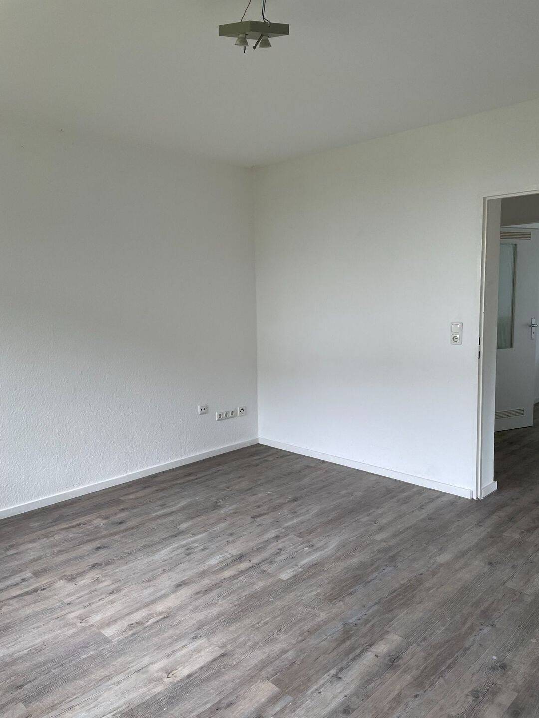 Frisch renovierte 3-Zimmer-Wohnung in Eschwege, 37269 Eschwege