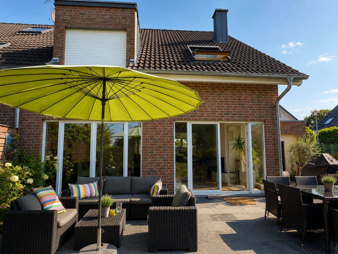 6,5-Zimmer-Familientraum in begehrter Wohnlage fußläufig zum Rhein, 40474 Düsseldorf (Golzheim Lohausen Pempelfort Stockum)