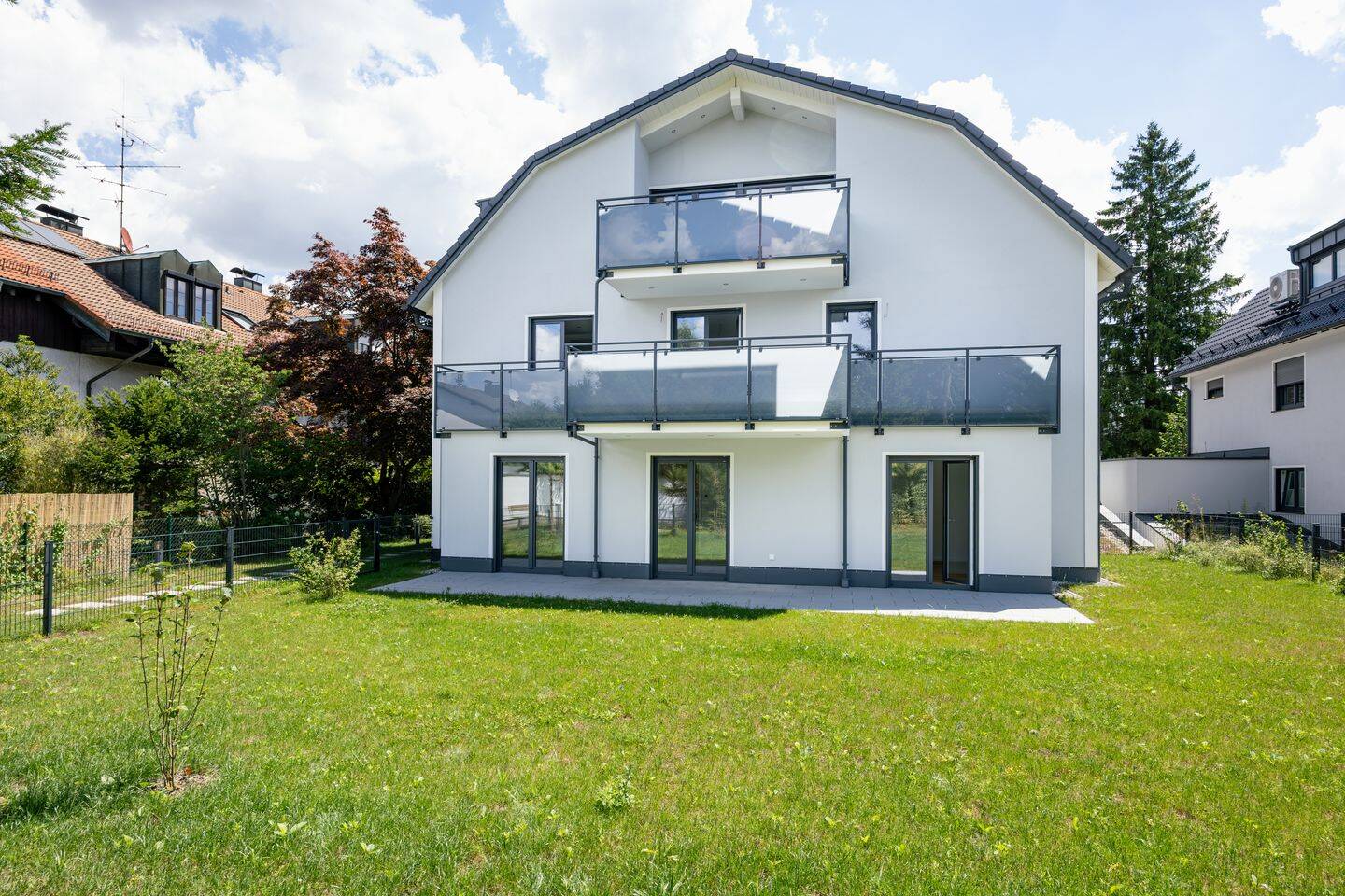 Sofort einziehen! Phantastische 3-Zimmer-Wohnung mit XXL-Garten im begehrten Waldperlach, 81739 München (Ramersdorf-Perlach)