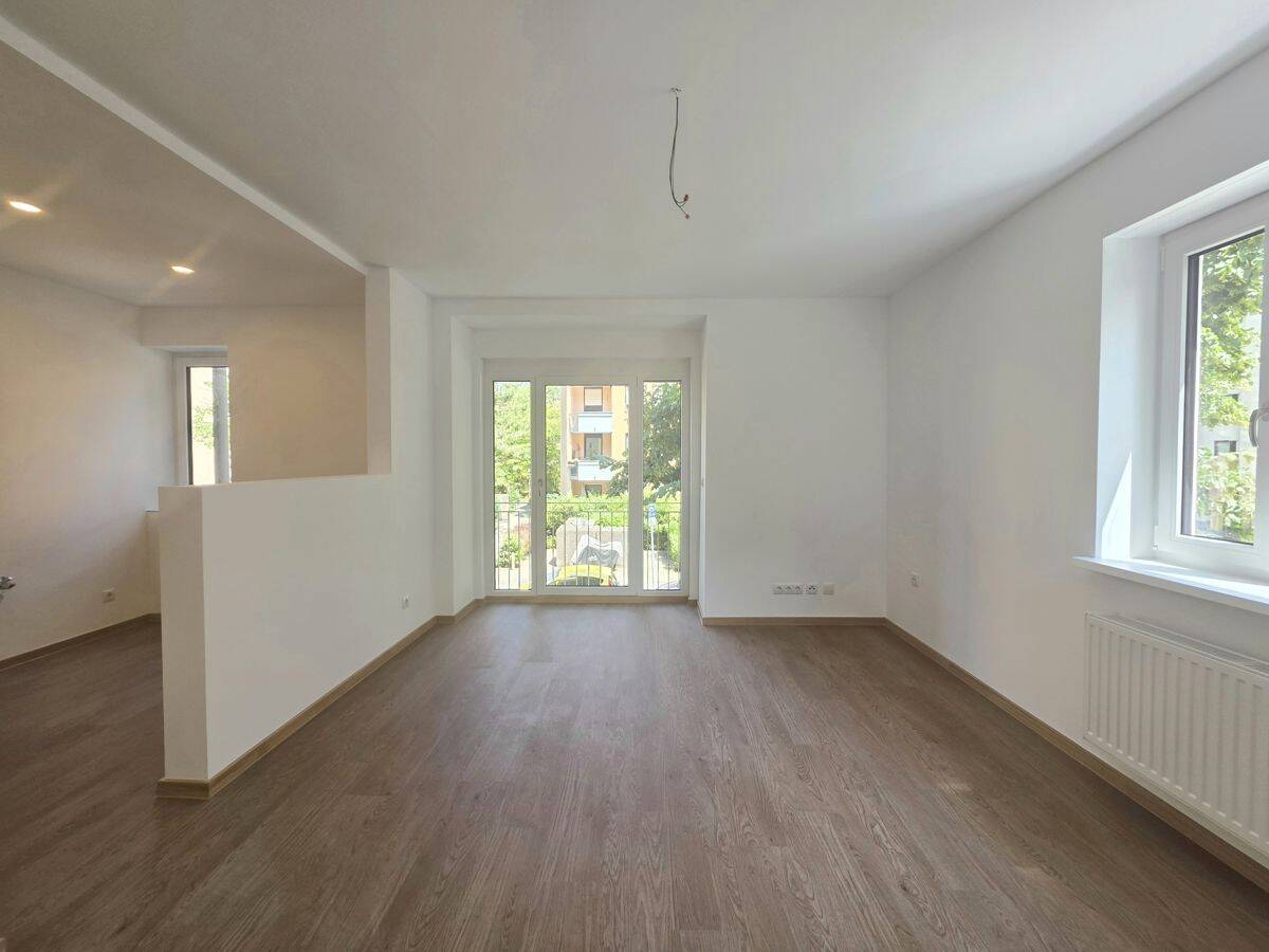Einziehen und wohlfühlen! Tolle 3 Zimmer Wohnung in Schoppershof – Erstbezug nach Sanierung!, 90489 Nürnberg (Gärten bei Wöhrd Rennweg Veilhof Wöhrd)
