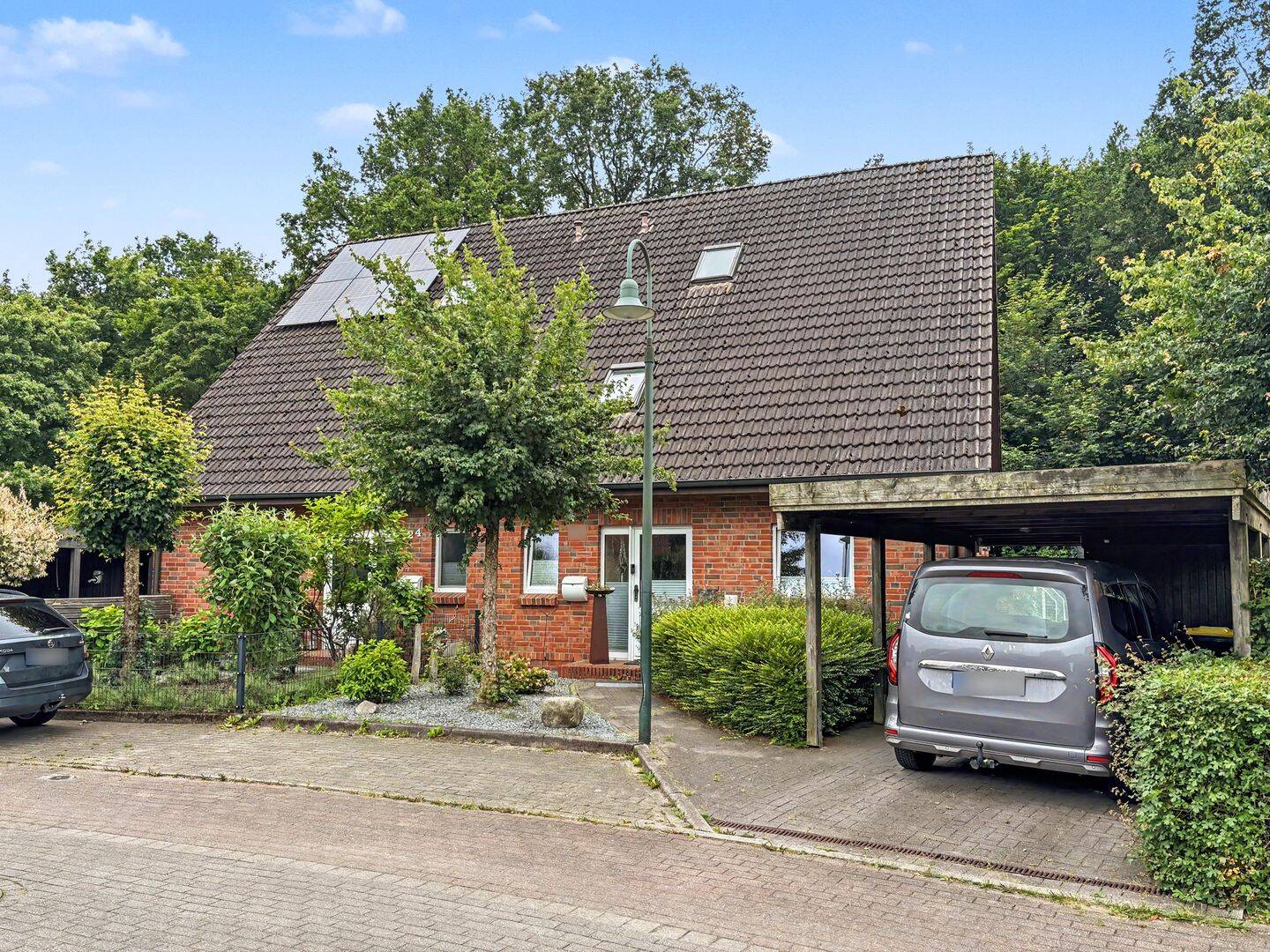 Einziehen und wohlfühlen – Moderne Doppelhaushälfte in Osterrönfeld, 24783 Osterrönfeld
