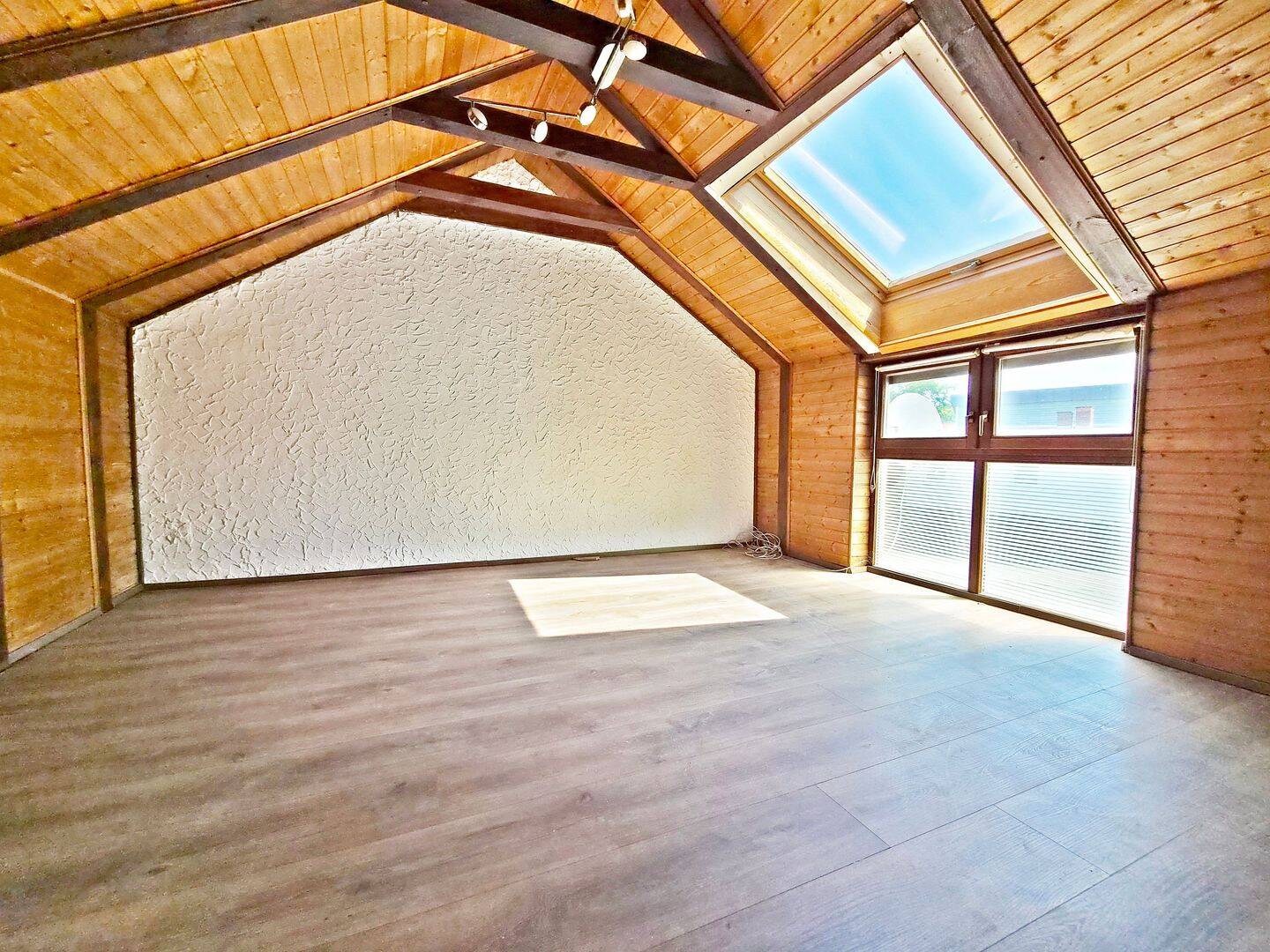Provisionsfrei | Lichtdurchflutete 1-Zimmer-Studiowohnung in Wachendorf (Markt Cadolzburg, Lkr. Fürth) | Ideale Verkehrsanbindung, 90556 Cadolzburg