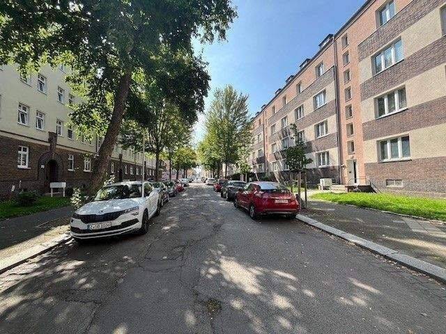 Wohnkomfort mit Balkon + EBK auf Wunsch | 3 Zimmer in Zwickau, 8058 Zwickau
