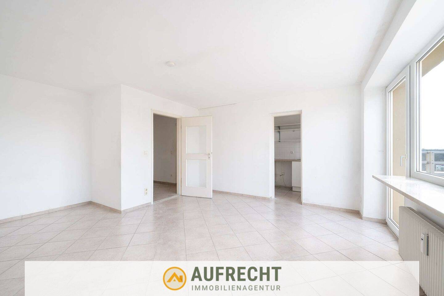AUFRECHT °Hoch hinaus wohnen° – Charmantes 1-Zi.-Apartment mit Balkon, 80995 München (Allach-Untermenzing Feldmoching-Hasenbergl Moosach)