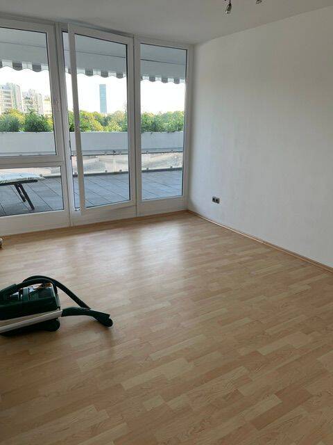 Neu renovierte 3,5 Zimmer Wohnung im Olmpiadorf, 80809 München (Milbertshofen-Am Hart Neuhausen-Nymphenburg Schwabing-West)