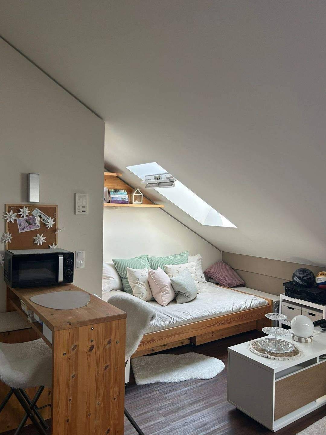 Charmante Dachwohnung im Zentrum von Bamberg, 96052 Bamberg (Bamberg Gartenstadt Hirschknock Kramersfeld)