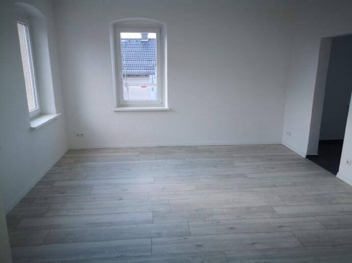 modern Wohnen in 2 Raum Wohnung mit Küche in Großröhrsdorf, 1900 Großröhrsdorf