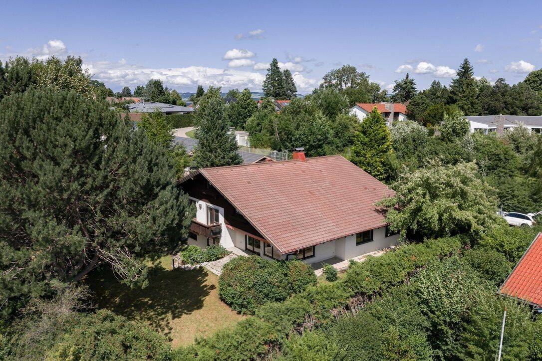 FAMILIÄR.EXKLUSIV.GERÄUMIG. Herrschaftliches ZFH mit weitläufigem Grundstück in prominenter Wohnlage, 87439 Kempten (Allgäu)