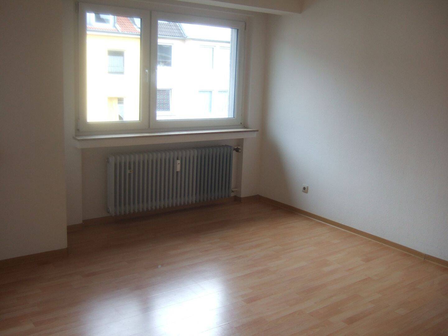 Düsseldorf Oberbilk 1Zimmer,Kochnische,Diele, Wannenbad, 40215 Düsseldorf (Friedrichstadt)