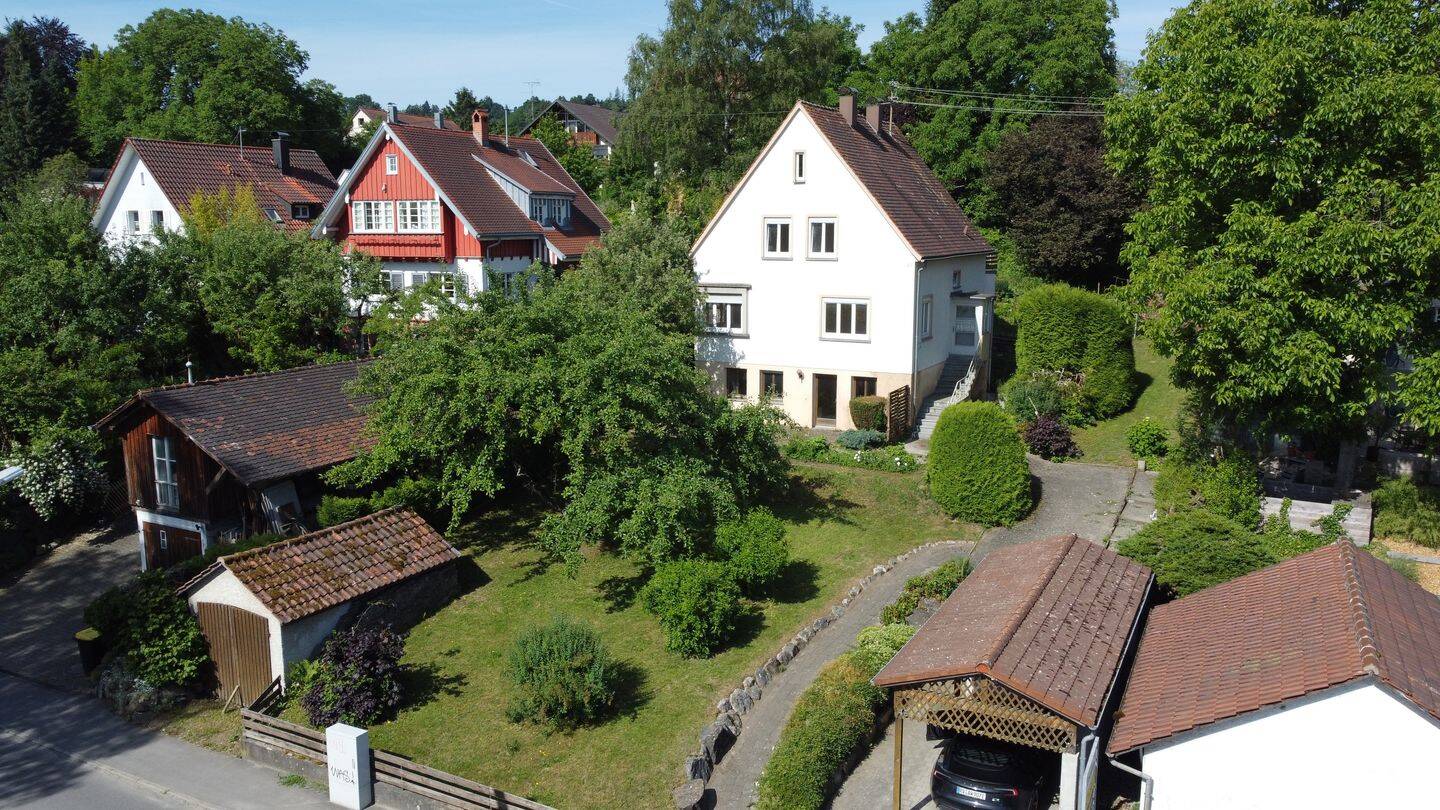 1-2-Familienhaus mit Einliegerwohnung, Alpenblick und großem Garten, 88271 Wilhelmsdorf