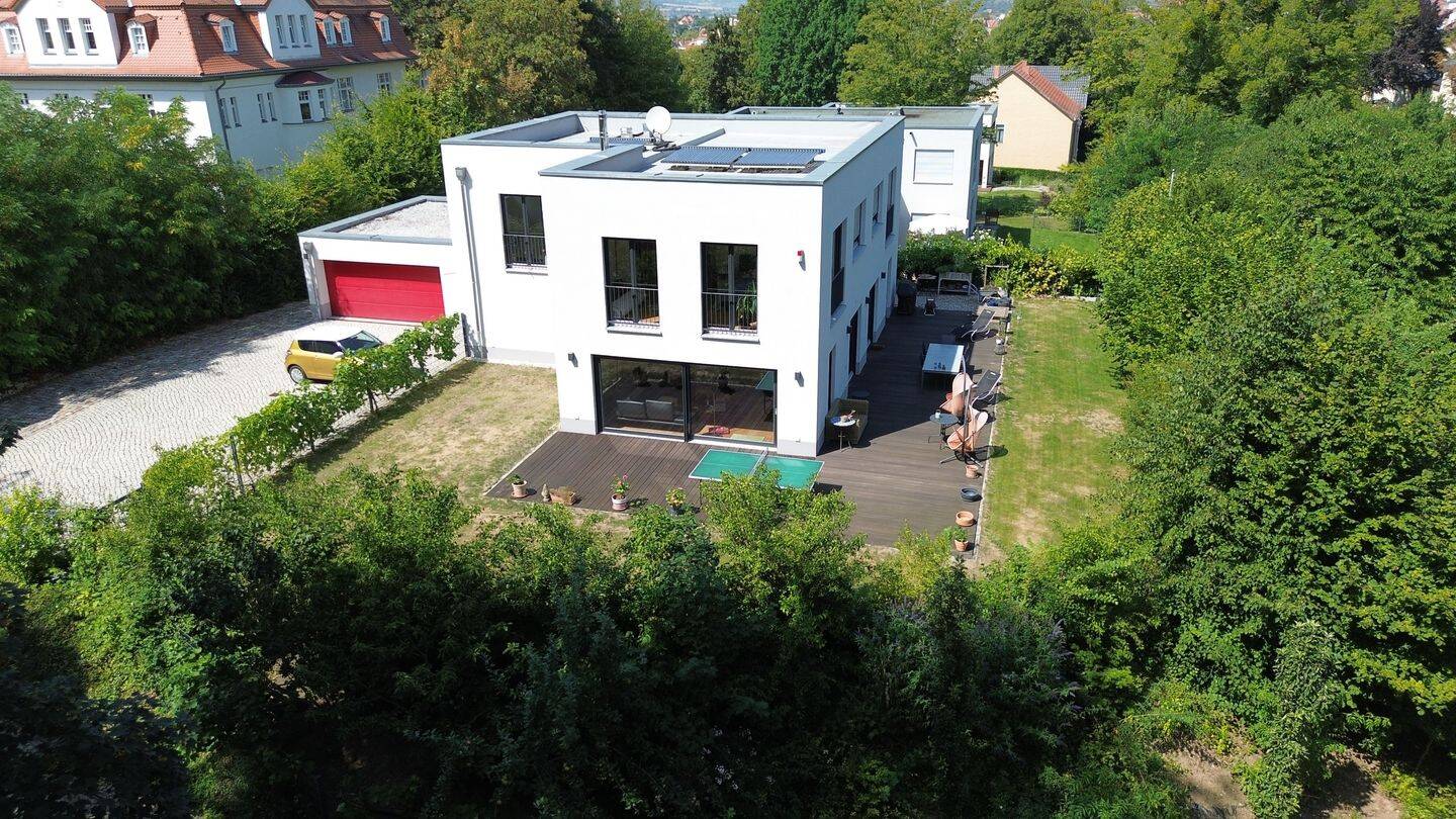 Luxuriöses Anwesen mit Garten und Terrasse in begehrter Lage von Naumburg (Saale), 6618 Mertendorf