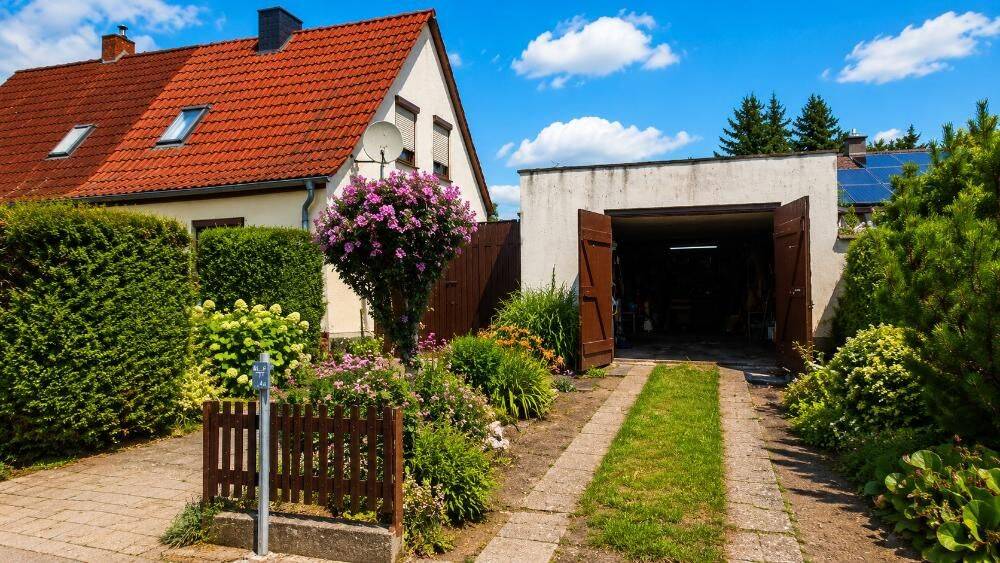 Naturnah wohnen in ruhiger Lage – charmante Doppelhaushälfte mit großem Garten und viel Potenzial, 39288 Burg