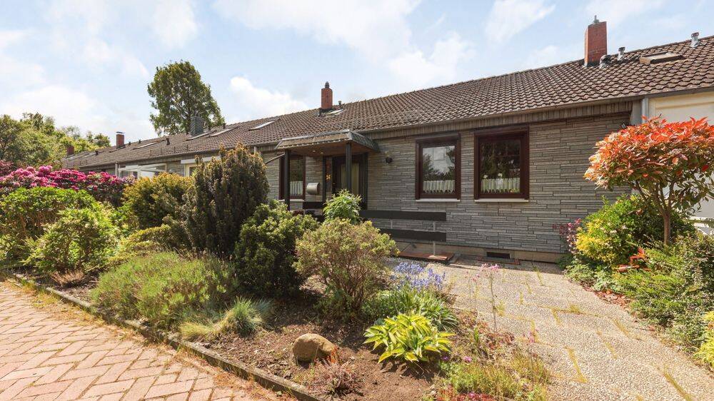 Ihr kleines Haus am See – Charmantes Reihenmittelhaus in Bremen-Huchting!, 28259 Bremen (Grolland Kirchhuchting Mittelshuchting Sodenmatt)