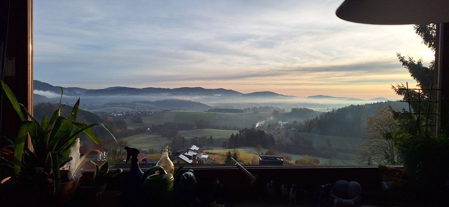 Großes EFH im Grünen mit herrlicher Aussicht, 94513 Schönberg