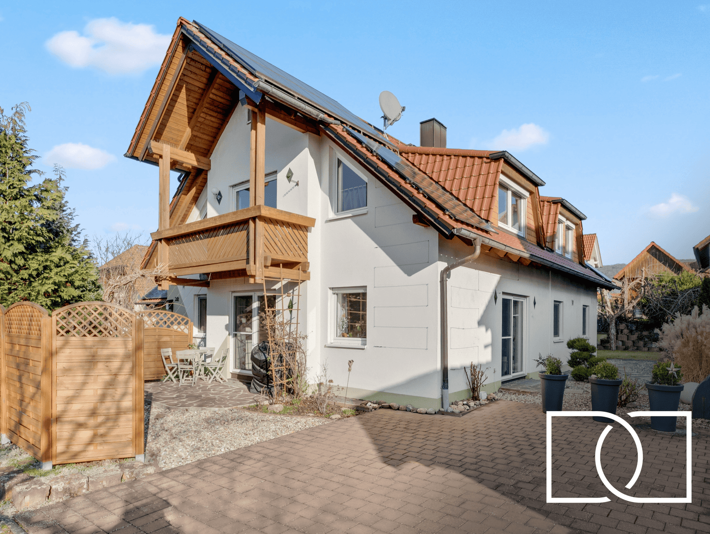 Familienfreundliche Lage! Modernisiertes Einfamilienhaus mit ELW und idealer Anbindung, 96114 Hirschaid