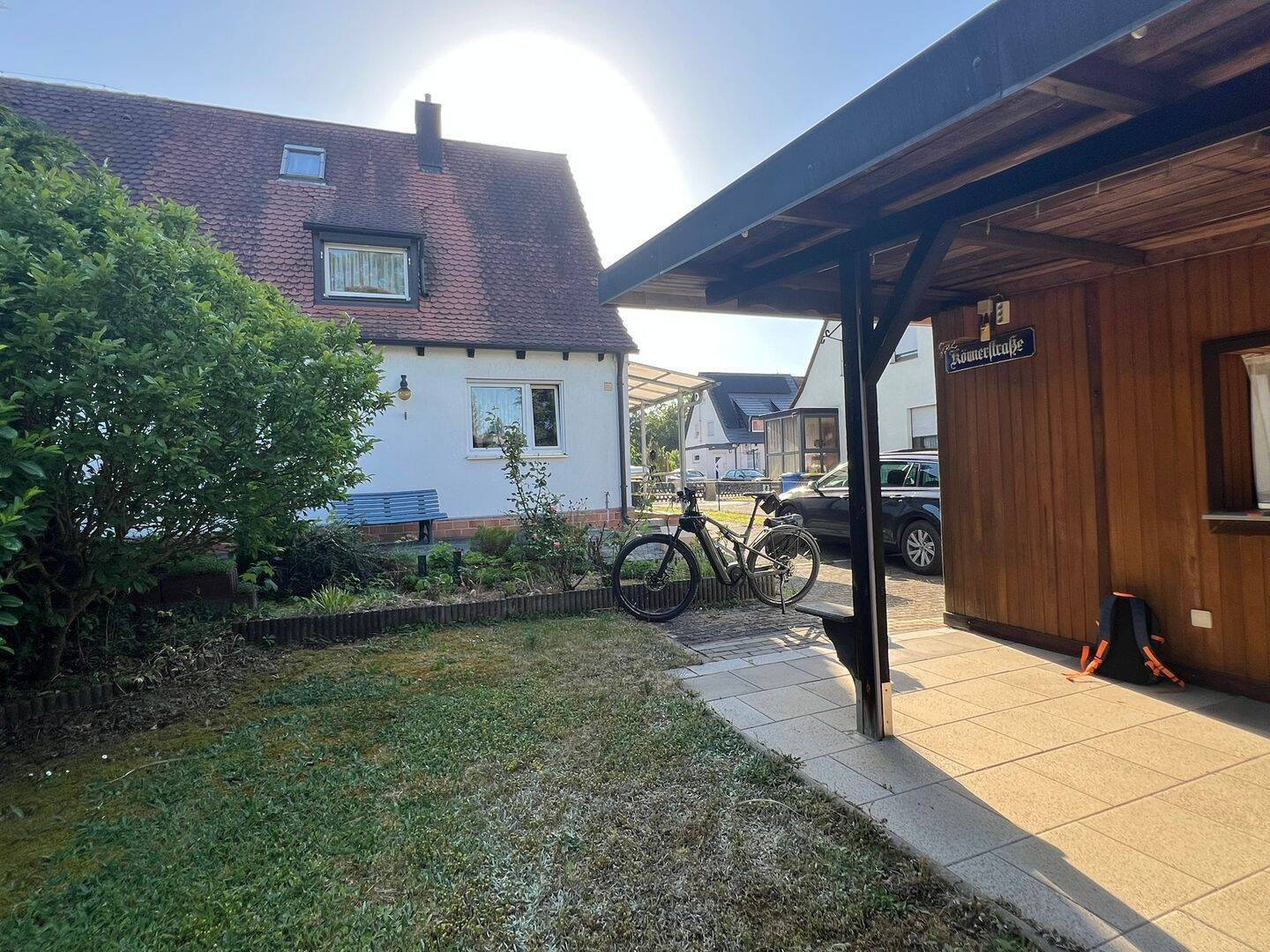 Familienfreundliche Doppelhaushälfte mit weitläufigem Garten und viel Potenzial, 90469 Nürnberg (Falkenheim Gartenstadt Kettelersiedlung Langwasser Rangierbahnhof)