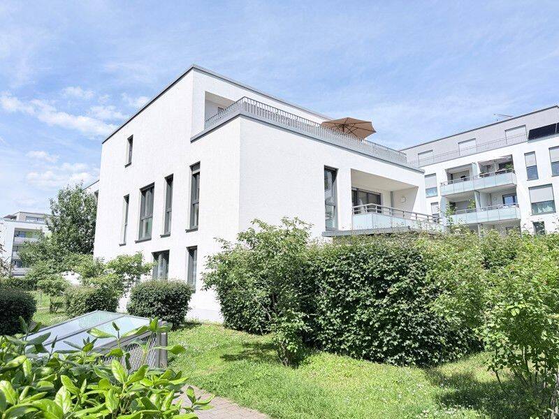 Traumwohnung für die gesamte Familie! Mit Balkon und EBK auf 112m², 65189 Wiesbaden (Biebrich Wiesbaden)