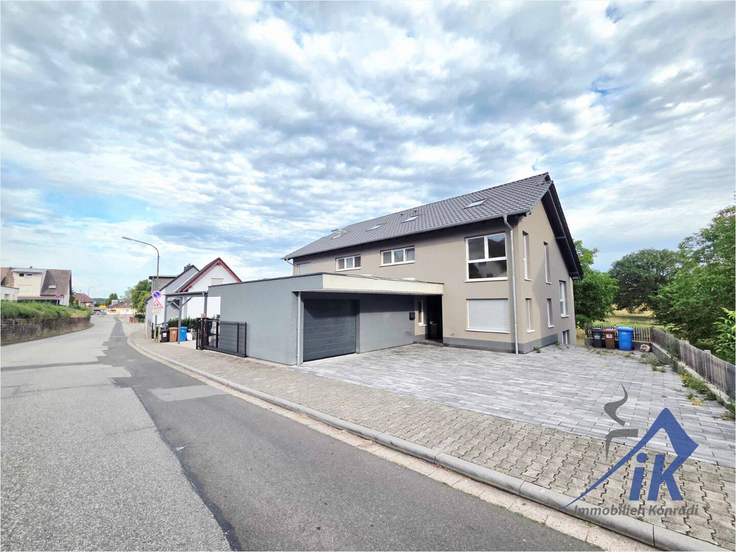 IK| Ramstein –  Moderne Doppelhaushälfte  mit viel Platz und Komfort, 66877 Ramstein-Miesenbach