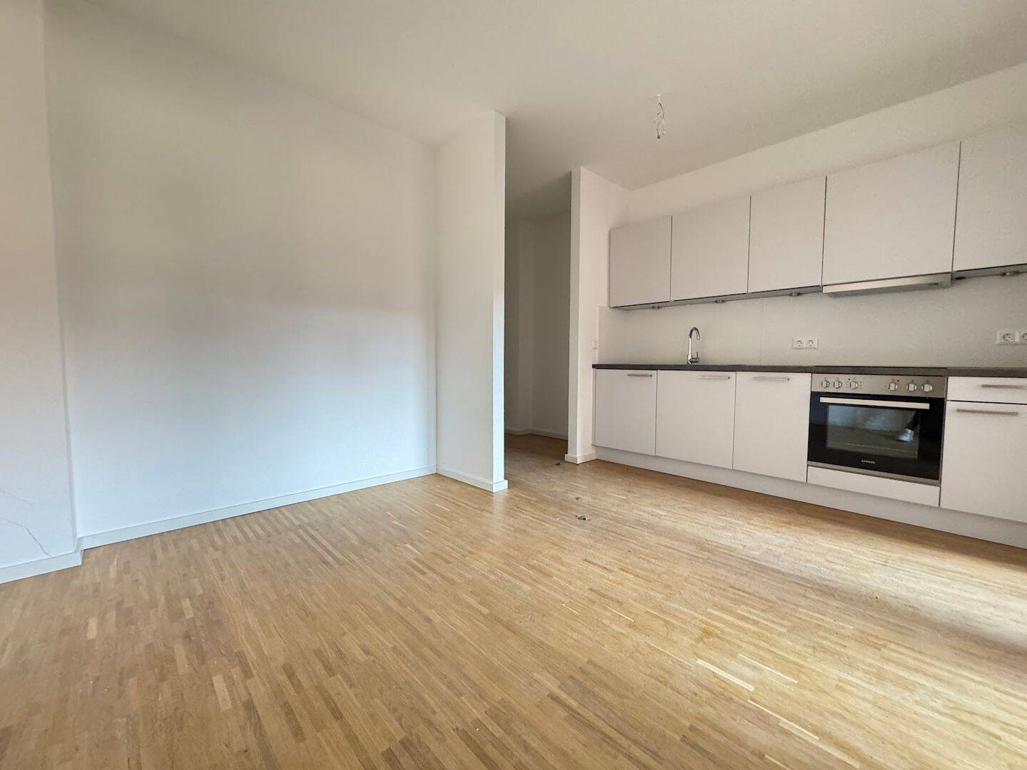 Herzlich Willkommen im Limmerquartier – Erstbezug einer modernen 2-Zimmer Wohnung, 30453 Hannover