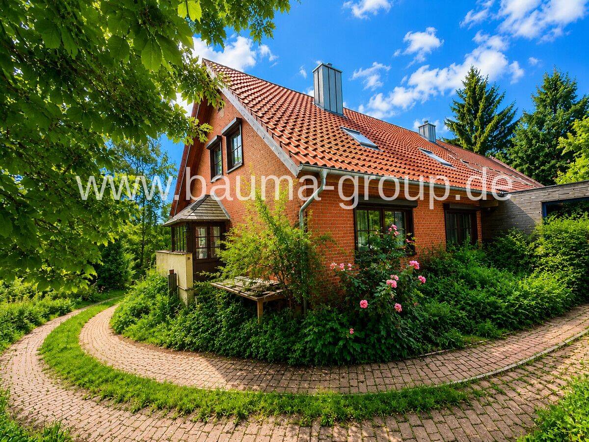 Großzügig wohnen im Grünen DHH mit ca. 254 m² Wohnfläche und weitläufigem Grundstück in Schönwalde, 23744 Schönwalde am Bungsberg