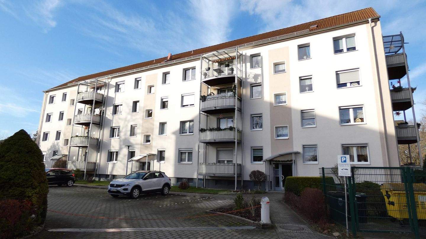 VERKAUFT ! Eigentumswohnung in ruhiger Wohnlage – Erdgeschoss Hochparterre, 2977 Hoyerswerda