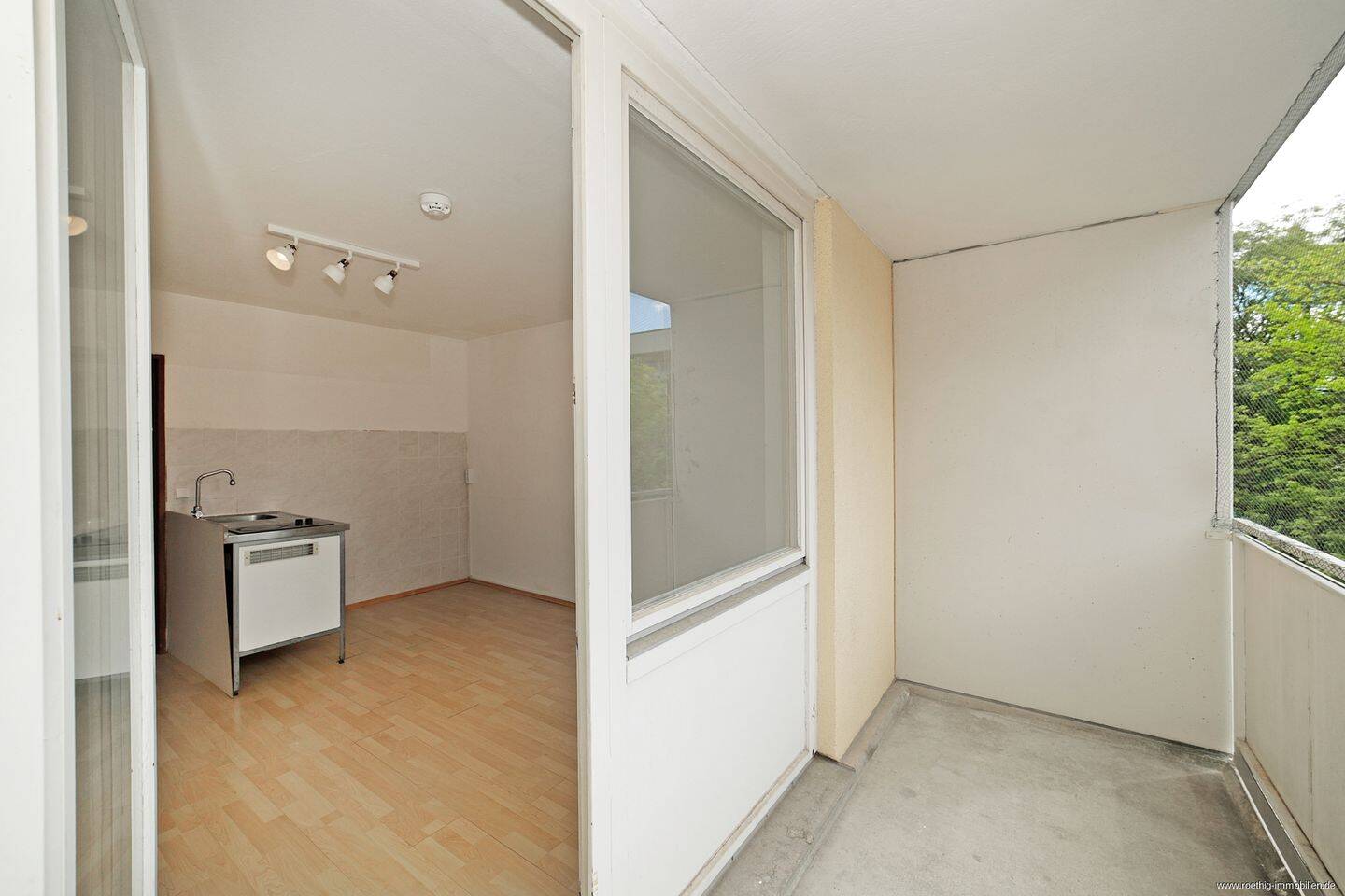 Berg am Laim: 1-Zimmer-Wohnung mit viel Potenzial im 2. OG mit Südbalkon!, 81673 München (Berg am Laim)