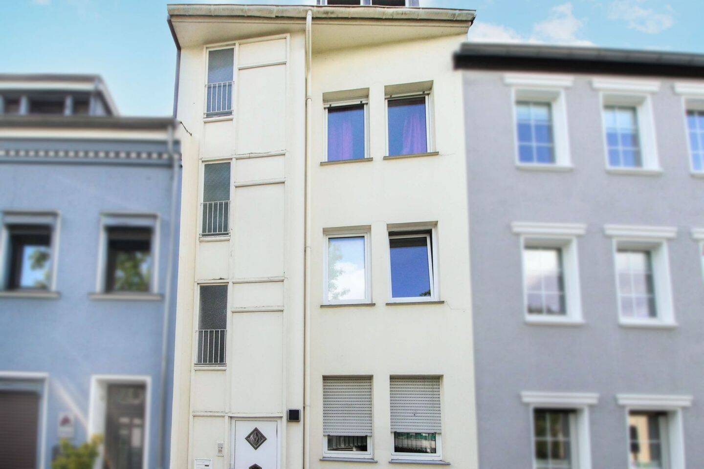 Attraktives Mehrfamilienhaus in gefragter Innenstadtlage von Mönchengladbach, 41061 Mönchengladbach (Eicken Stadtmitte Waldhausen)