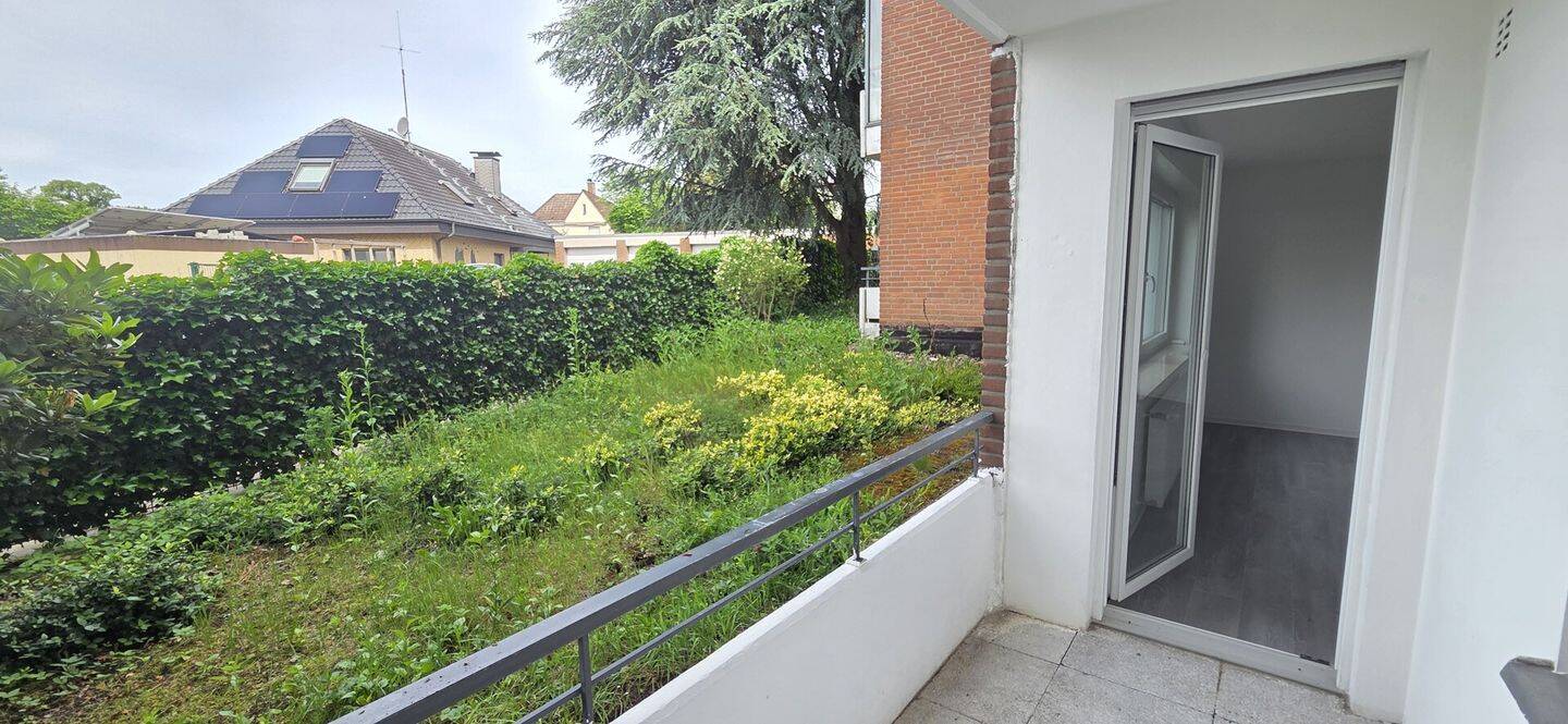 Erstbezug: Schickes Studio-Appartement im Soutterain, 33649 Bielefeld (Brackwede Holtkamp Quelle Ummeln)