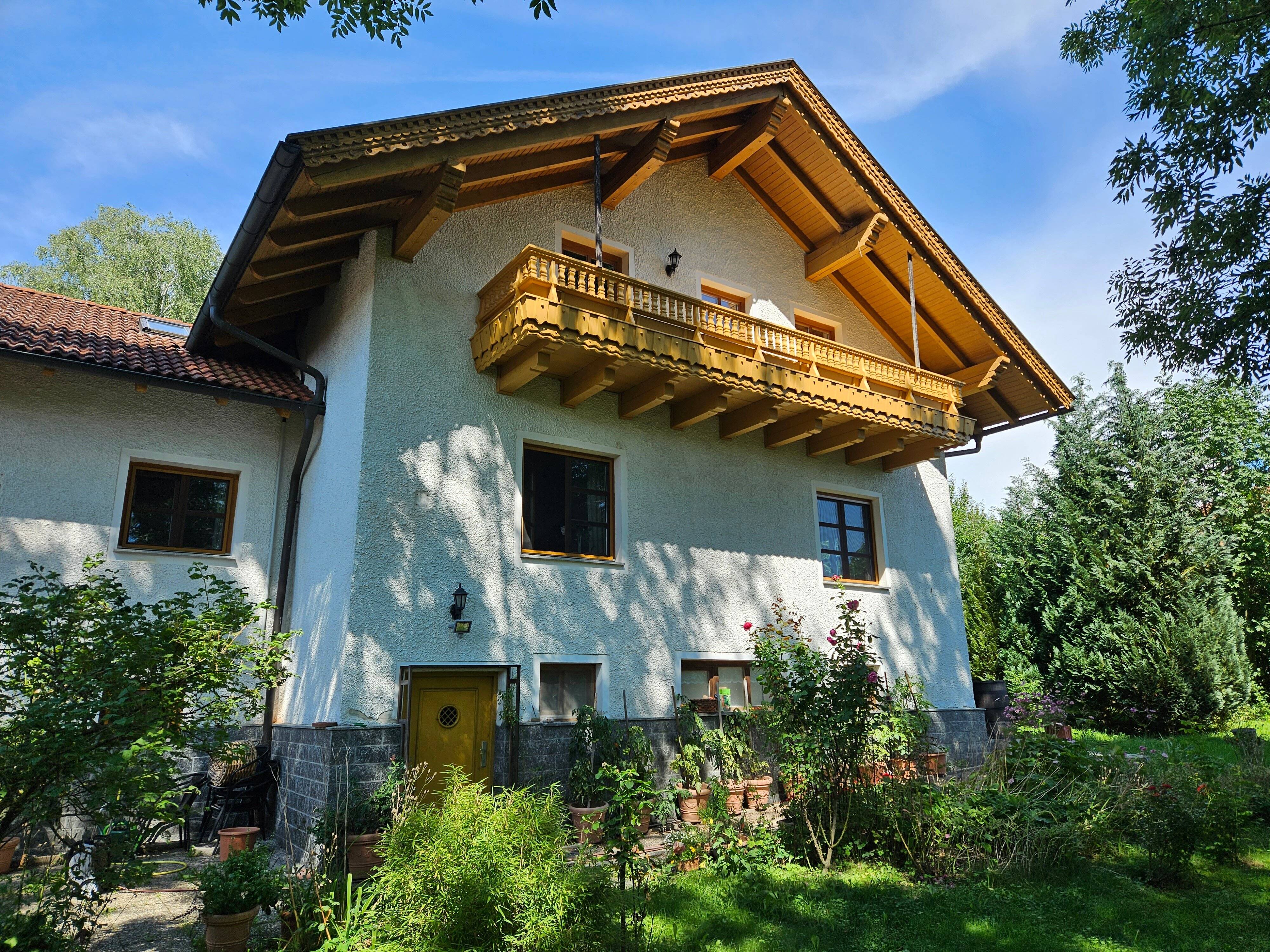 Absolute RUHE und absolute IDYLLE für eine passende Einzelperson! 2,5-Zi.-Großbalkon-Wohnung., 94575 Windorf