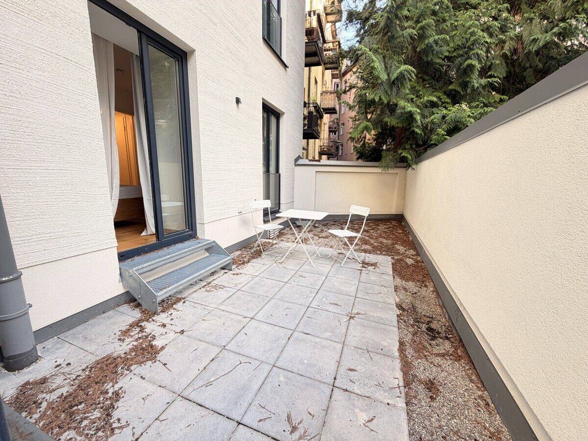 Erstbezug: Exklusive – Sonnige & möblierte 2-Zimmer-Erdgeschoss-Wohnung im Herzen von München, 80337 München (Ludwigsvorstadt-Isarvorstadt Sendling)