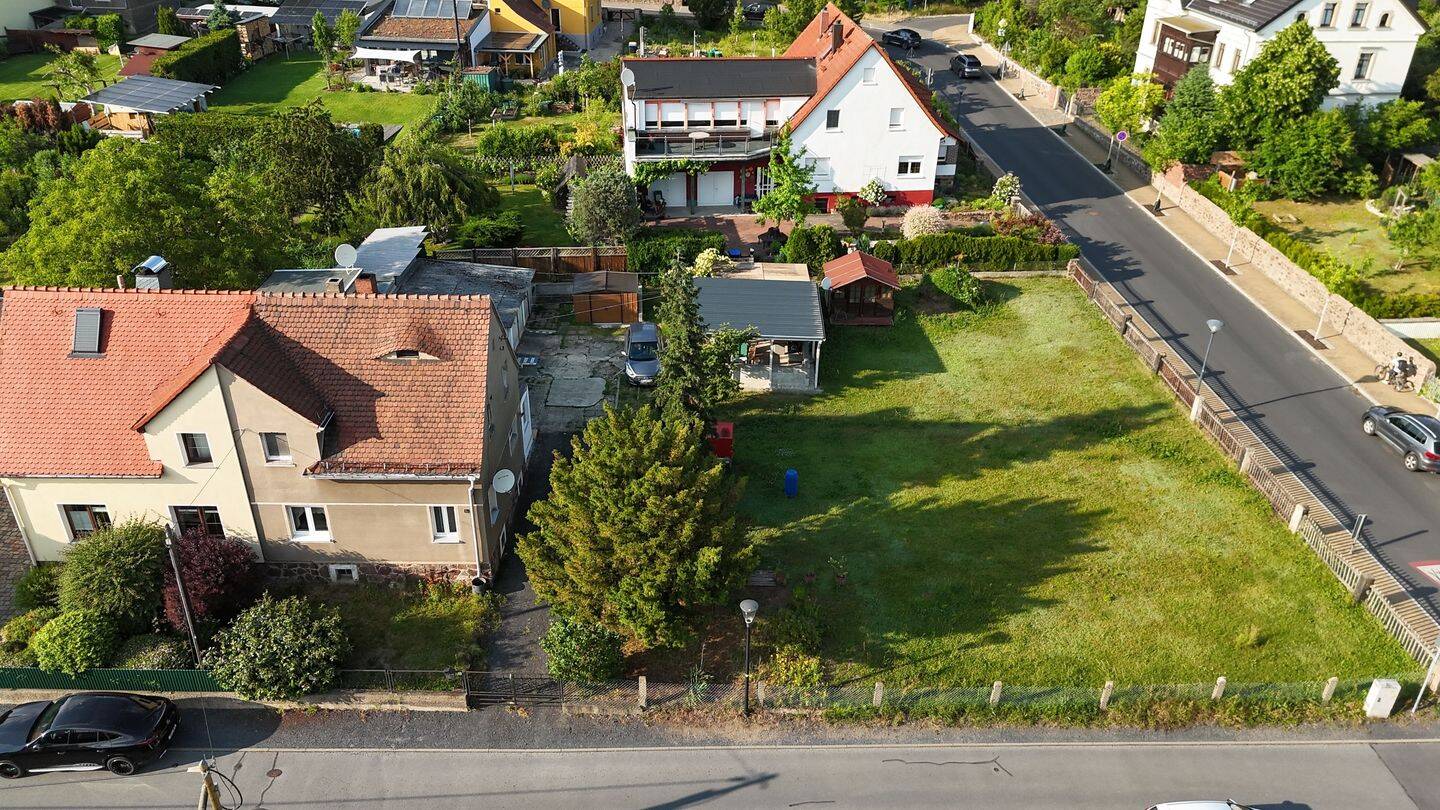 Verwirklichen Sie sich Ihren Traum in Radebeul – Doppelhaushälfte mit eigenem Garten, 1445 Radebeul